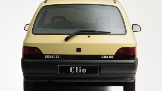 La prima Clio, nel 1990: un successo senza fine