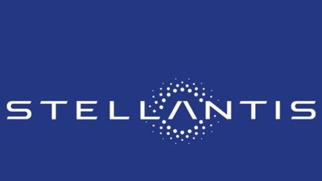 Il logo Stellantis. Ansa