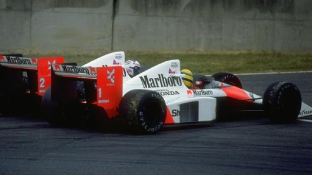 Senna e Prost dopo il tamponamento di Suzuka 1989. Getty