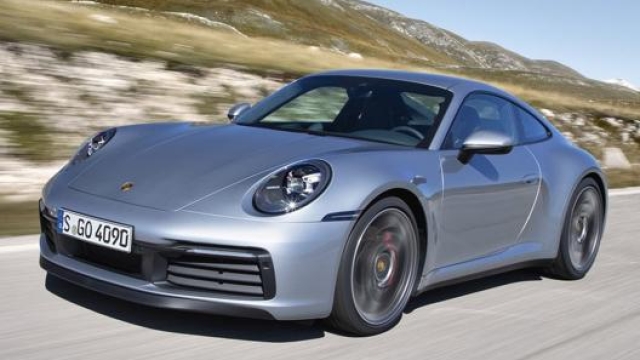 La Porsche 911 è il modello più venduto del segmento F con 1.097 unità