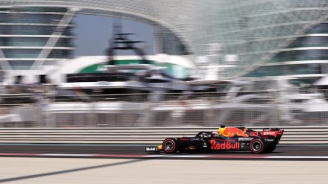 Max Verstappen in azione ad Abu Dhabi. Getty