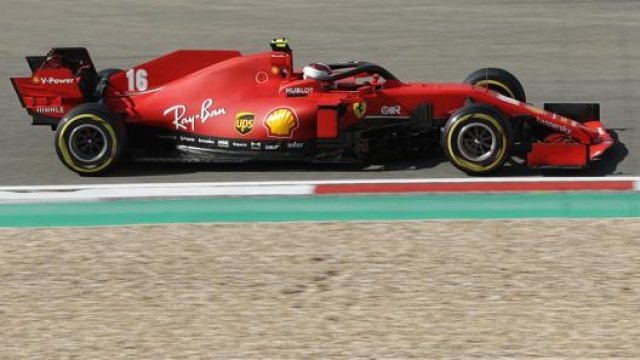 Charles Leclerc in azione con la Ferrari al Nurburgring. Ap