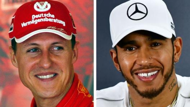 Da sinistra, Michael Schumacher, 51 anni, e Lewis Hamilton, 35