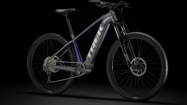 L’e-bike Trek Powerfly 4 ha un peso complessivo di 23,67 chilogrammi in taglia M