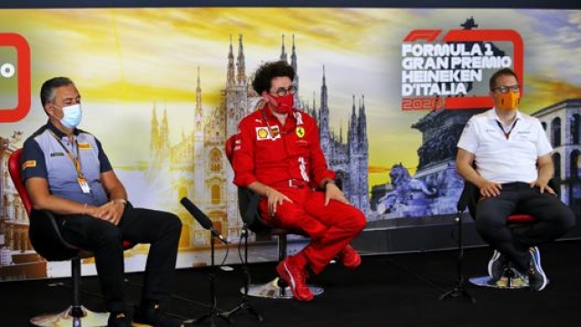 Mario Isola con Mattia Binotto e Andreas Seidl a Monza. Getty