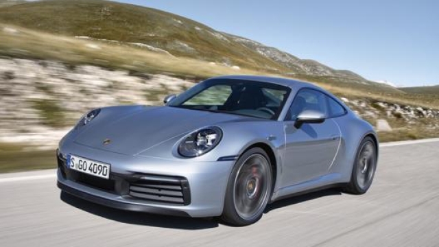 La Porsche 911 è il modello più venduto del segmento F con 1.018 unità