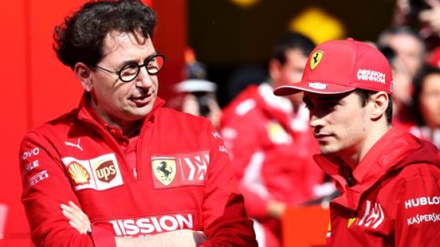 Da sin il team principal Ferrari Mattia Binotto con Charles Leclerc. Getty