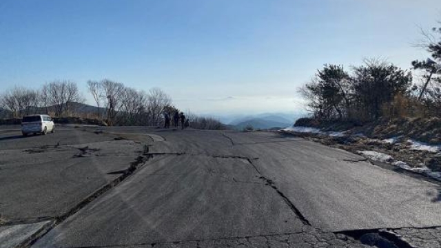 Il circuito di Ebisu  danneggiato dopo il terremoto di sabato 13 febbraio