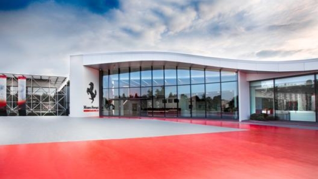 Il museo Ferrari di Maranello visto da fuori