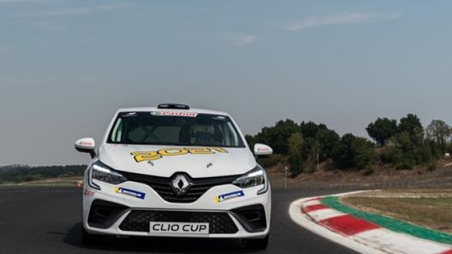 La quinta generazione di Renault Clio impegnata nella stagione 2021 del campionato monomarca