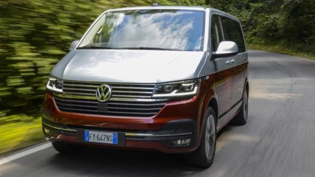 Abbiamo provato il Volkswagen Multivan, il furgoncino tedesco di nuova generazione