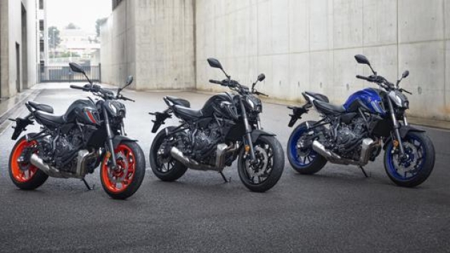 La Yamaha MT-07 2021 sarà disponibile in tre colorazioni, il prezzo è di 6.999 euro