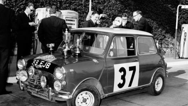 La premiazione del Rally di Montecarlo del 1964