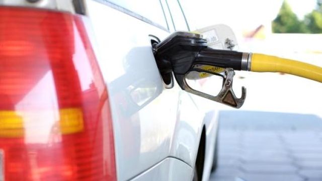 Prezzi di benzina e diesel in risalita
