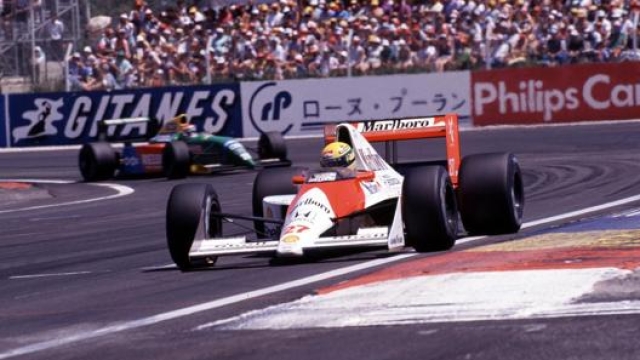 La McLaren MP4-5B con sponsor Marlboro guidata da Senna al Paul Ricard nel GP francese del 1990. LaPresse
