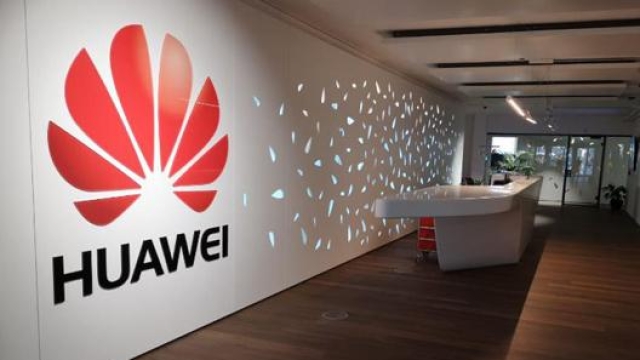 Huawei sarebbe pronta ad accogliere la sfida delle auto elettriche