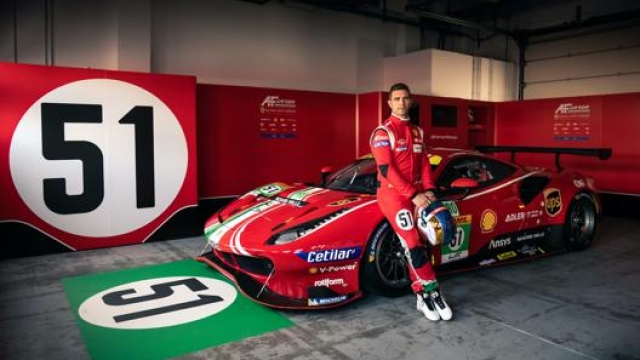 Alessandro Pier Guidi con la Ferrari 488 Gte in livrea 2021 per il Mondiale Wec