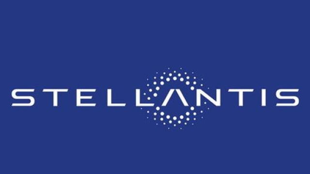 Il logo di Stellantis. Ansa