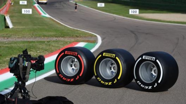 Le gomme soft, medium e hard all’Autodromo di Imola nel 2020. Afp