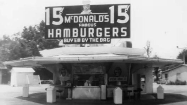Da questo primo drive in, fondato a San Bernardino, è nato il 'sistema' McDonald's
