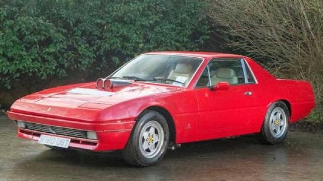 L’originale Ferrari 412 del 1985 diventata base per la realizzazione di un pick-up