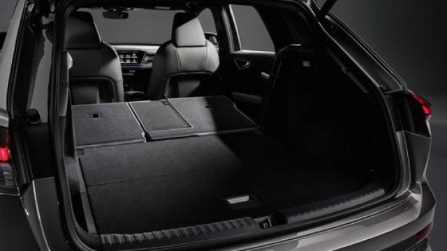Il bagagliaio dell’Audi Q4 e-tron offre fino a 1490 litri