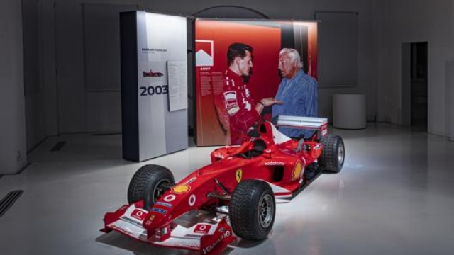 La F2003-GA di F1 dedicata a Gianni Agnelli pochi giorni dopo la sua scomparsa il 24 gennaio 2003. Foto Ferrari