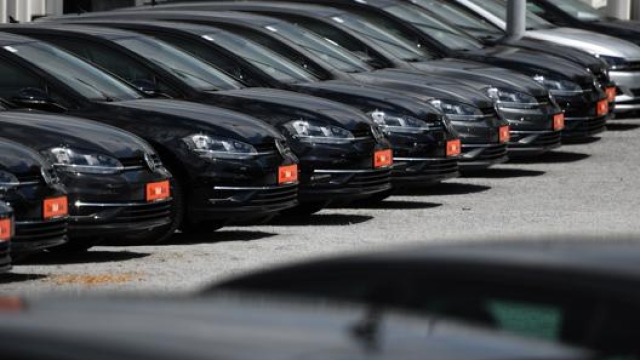 Nel 2020 le vendite di auto nuove in Italia sono calate del 27,9 percento. Afp