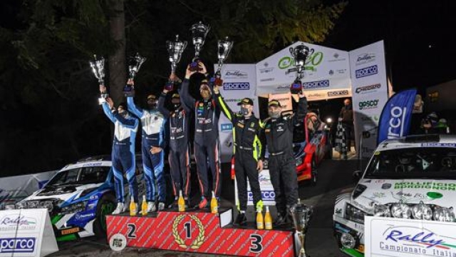 Il podio al Rally del Ciocco 2021: Neuville-Wydaeghe primi, Albertini-Fappani secondi, Basso-Granai terzi
