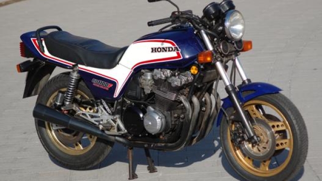 Una Honda CB 1100 Super Bol d’Or