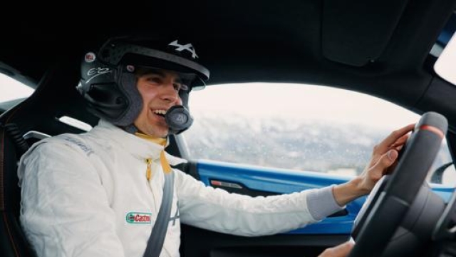 Esteban Ocon in azione sull’Alpine 110 al Rally Monte Carlo
