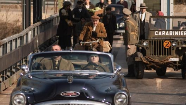 Per le scene più importanti sono state richieste una serie di vetture dell’immediato dopoguerra