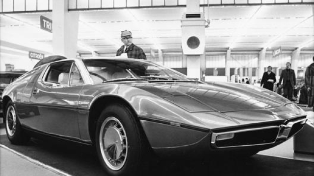 L’elegante esordio della Bora al Salone di Ginevra 1971. Maserati Press Office