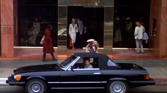 La 450 SL nera guidata da Richard Gere nel noto film “American Gigolò”, diretto da Paul Joseph Schrader e uscito nel 1980