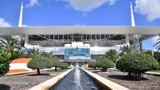 L’ingresso principale dell’Hard Rock Stadium, a nord di Miami. Afp