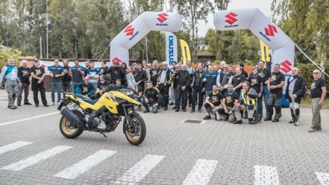 Insieme agli appassionati motociclisti che hanno partecipato al Suzuki V-Strom Day