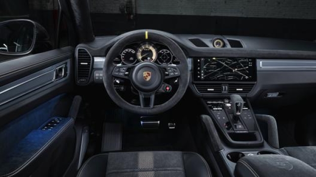 Ecco gli interni della Porsche Cayenne Turbo GT