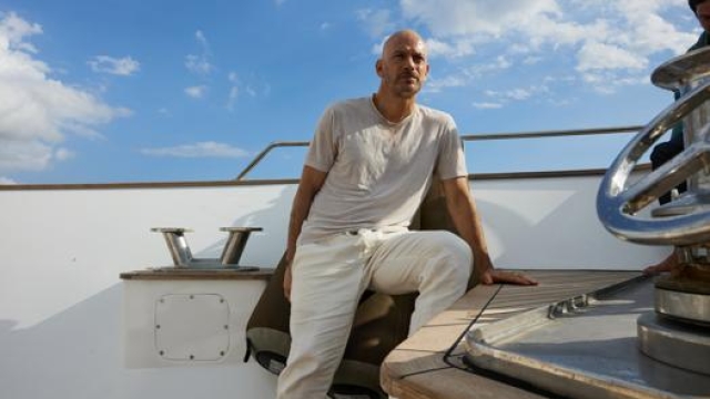 Filippo Nigro in una scena tratta da The Boat”,  thriller diretto da Alessio Liguori.