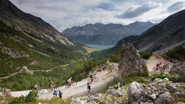 L’Alta Valtellina Bike Marathon 2021 in scena sabato 31 luglio. Foto: AVBM/Roby Trab