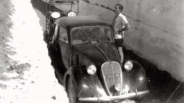 Ambrosini verso il TT nel 1950