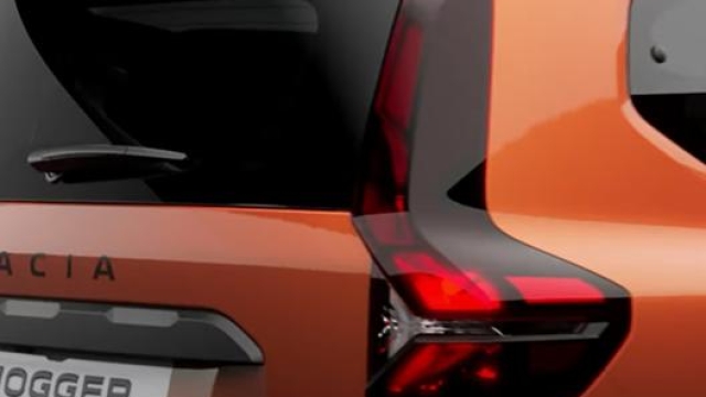 Un primo sguardo alla futura Dacia Jogger, novità a 7 posti