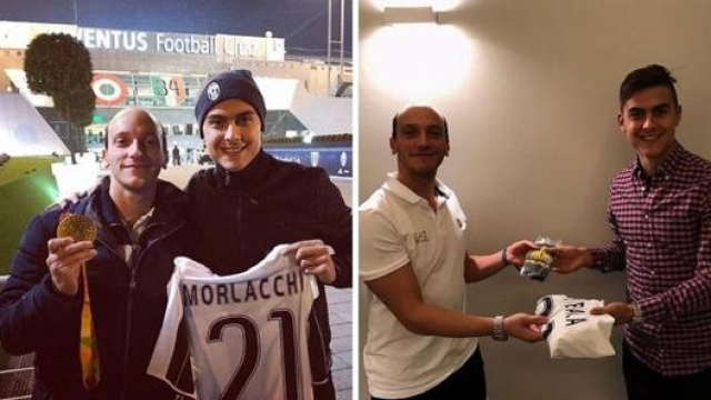 Quando si parla di calcio, Morlacchi è tifoso della Juventus e ha incontrato più volte Paulo Dybala
