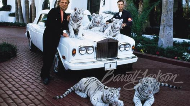 Siegfried, Roy, le loro tigri bianche e la Rolls-Royce Corniche