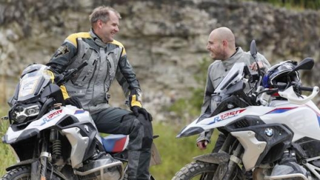 Christoph Lischka, sulla sinistra, è dal 2019 Capo dello Sviluppo di Bmw Motorrad