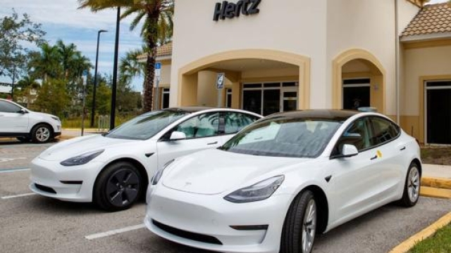 Hertz ha ordinato 100mila Model 3 a Tesla