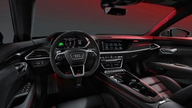 Gli interni di Audi RS e-tron GT