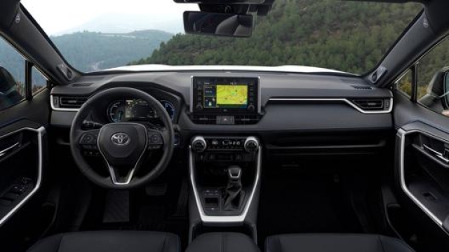 Gli interni di Toyota Rav4 Hybrid