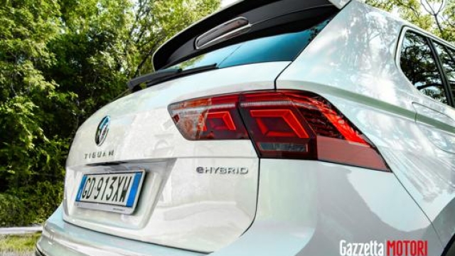 La gamma di Volkswagen Tiguan eHybrid ha un prezzo d’attacco di 42 mila euro. G. Masperi/D. Monaco