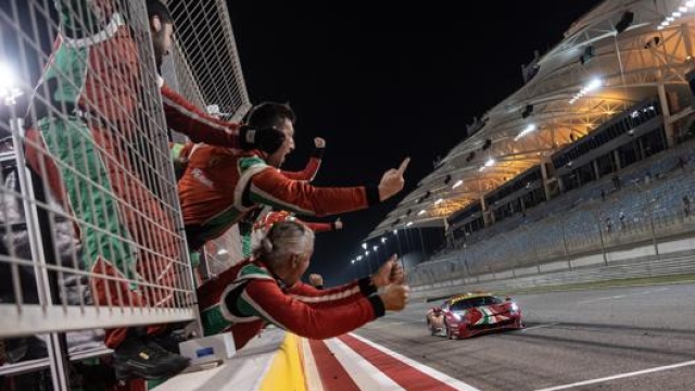 Il muretto Ferrari al termine della 8 Ore del Bahrain 2021