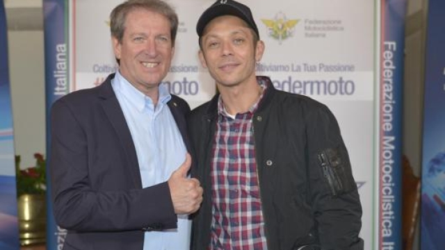 Il presidente della Fmi Giovanni Copioli con Valentino Rossi